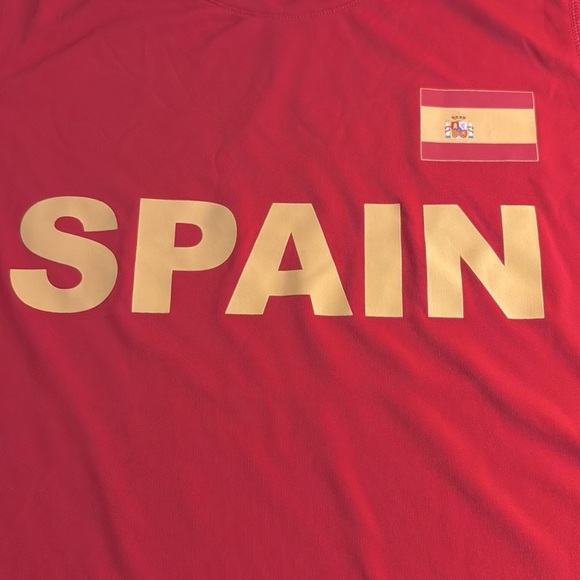 NWT [Gen2] Spain World Cup Soccer Performance Short Sleeve Shirt Youth M 10/12 - Picture 4 of 9